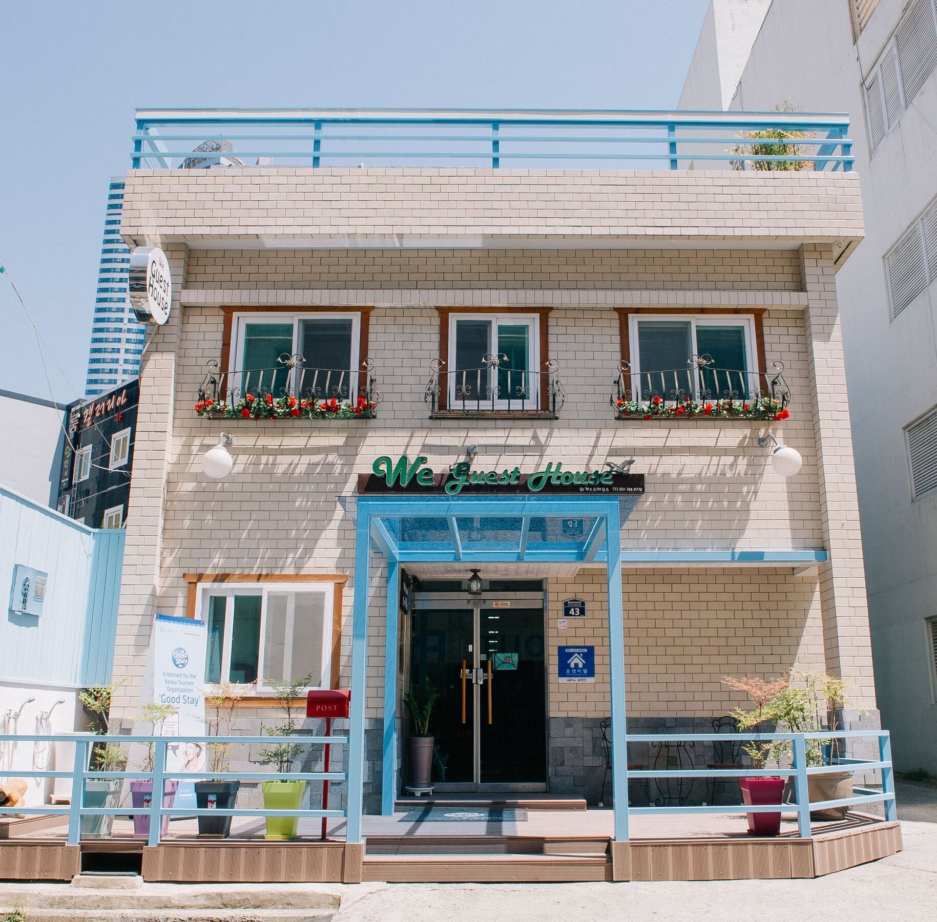 We Guesthouse Busan Eksteriør billede
